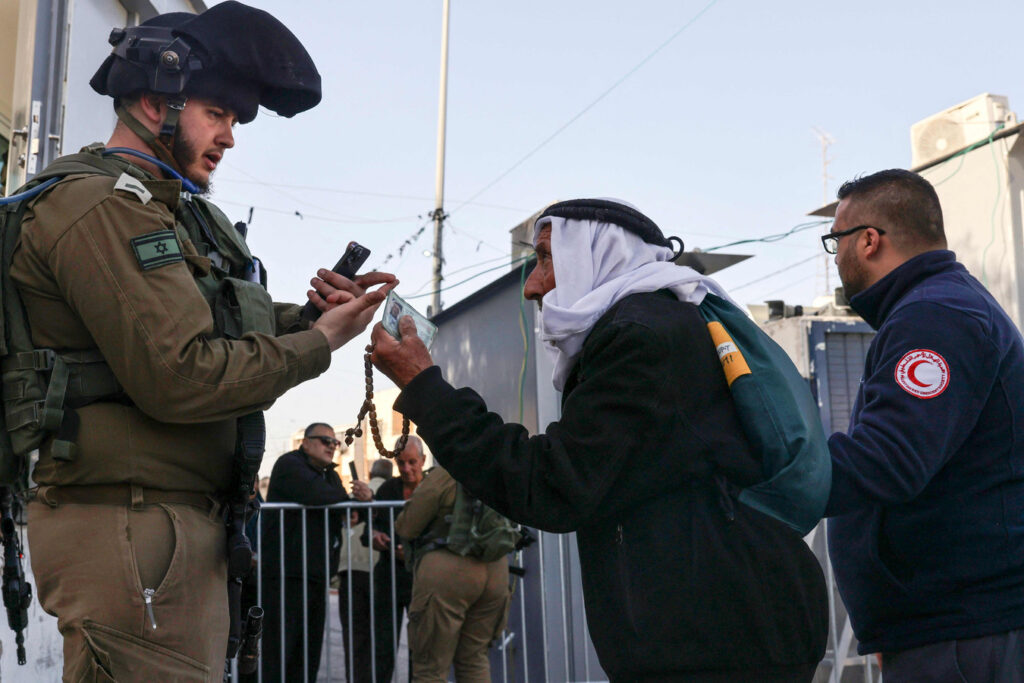 Palestijnen ingeklemd tussen 800 checkpoints en blokkades op de Westoever